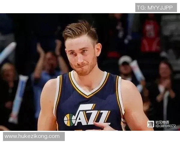 美职篮金州勇士球员演绎《望庐山瀑布》贺新年